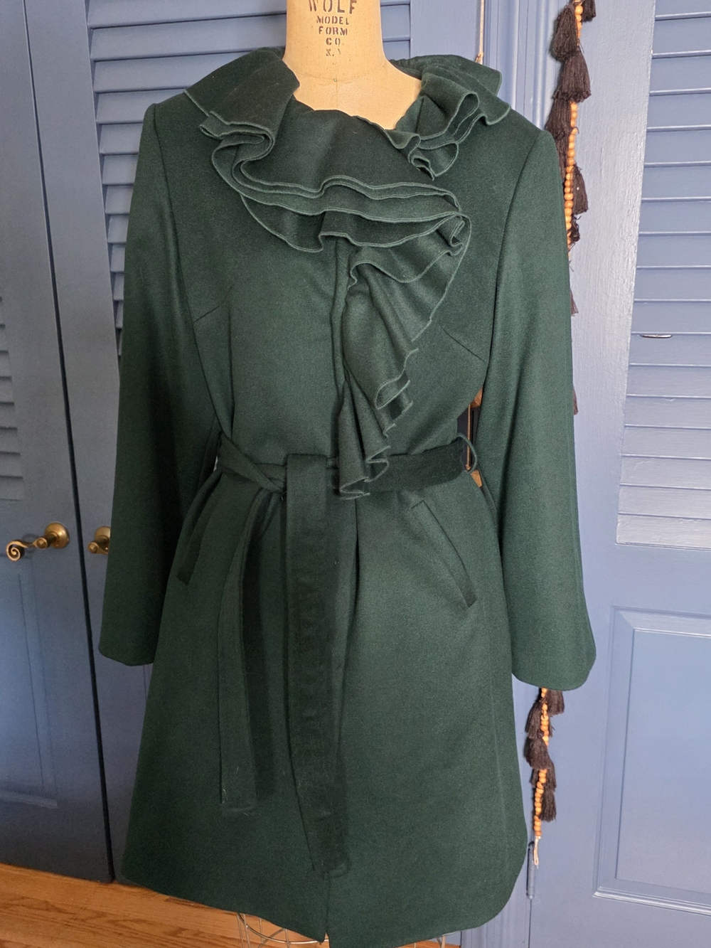 Sofia Cashmere Forest Green Ruffle Collar Wool Blend Belted Coat Size 12